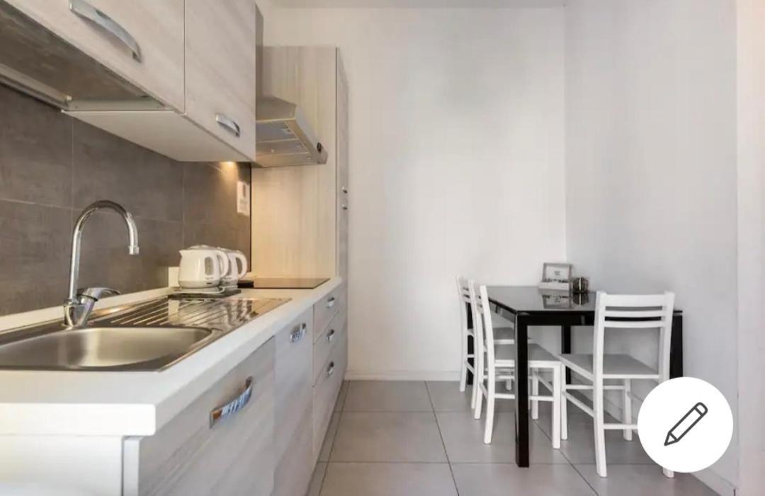 Es - Essential Solution & Emotion Stories Bed and Breakfast Verona Buitenkant foto