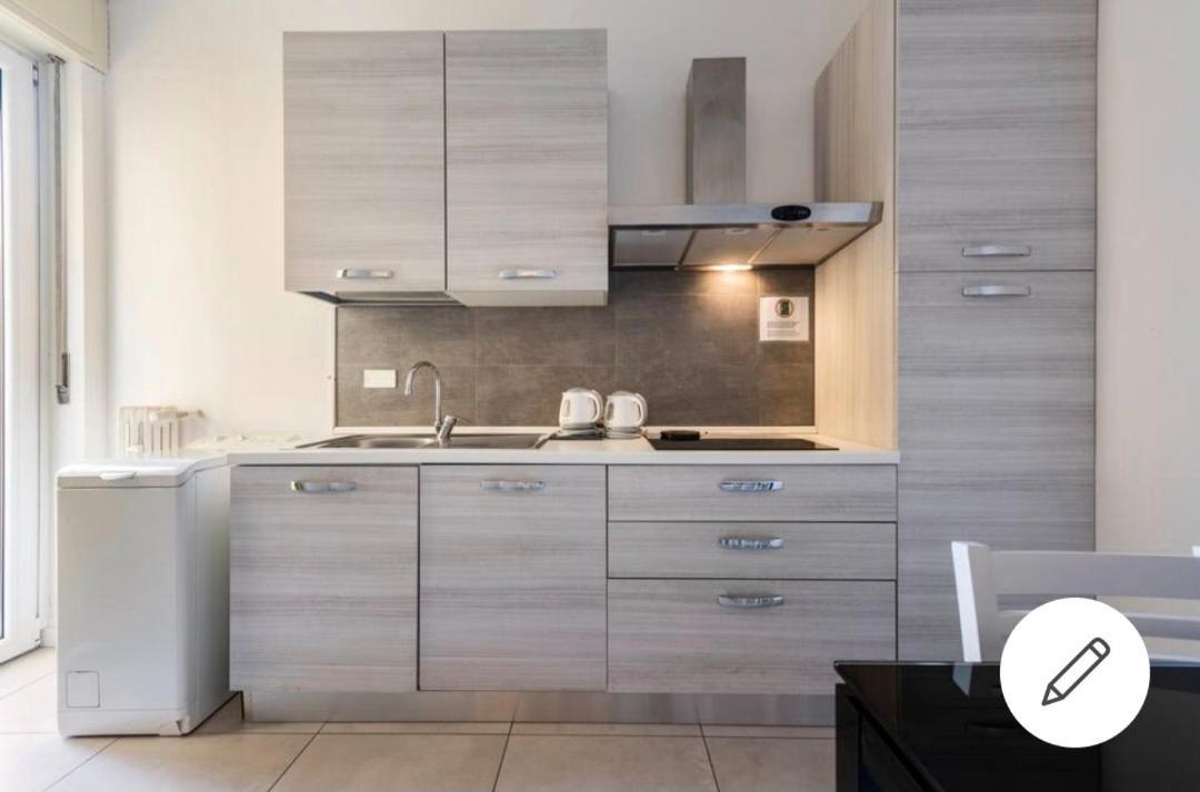 Es - Essential Solution & Emotion Stories Bed and Breakfast Verona Kamer foto